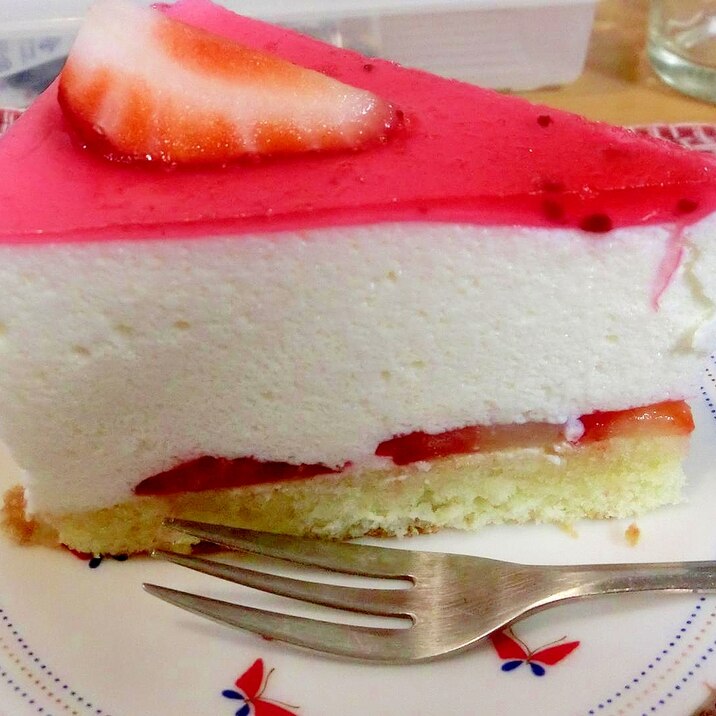 いちごのレアチーズムースケーキ レシピ 作り方 By まもル 楽天レシピ いちごのレアチーズムースケーキ レシピ 作り方 By まもル 楽天レシピ